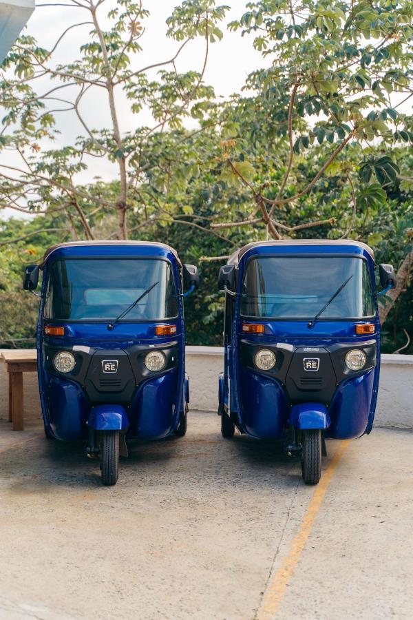 Blue Roatan Resort Уест Бей Екстериор снимка
