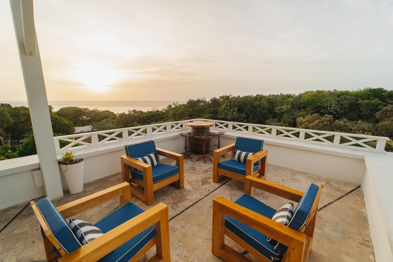 Blue Roatan Resort Уест Бей Екстериор снимка