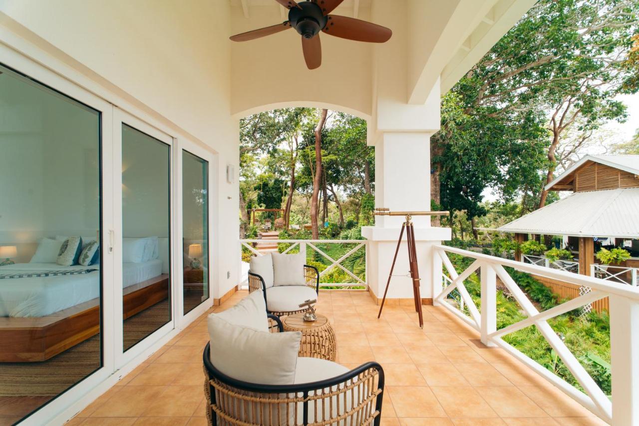Blue Roatan Resort Уест Бей Екстериор снимка